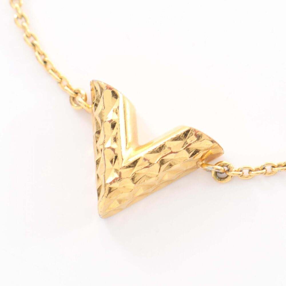 LOUIS VUITTON Gold Charm Bracelet - Picture 2 of 11